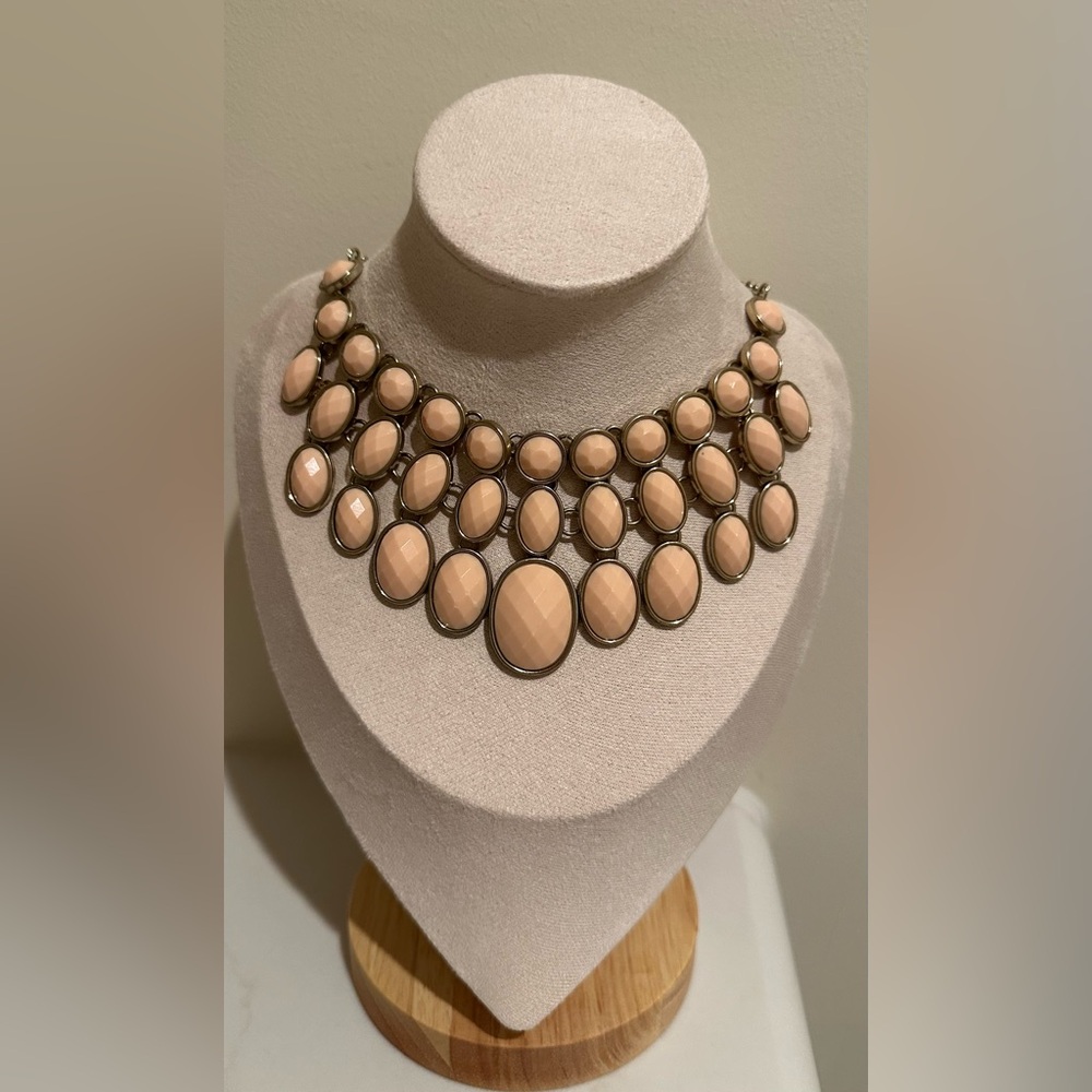 Statement Bib Necklace in Nude Peach/Pink Color - Fashion Jewelry